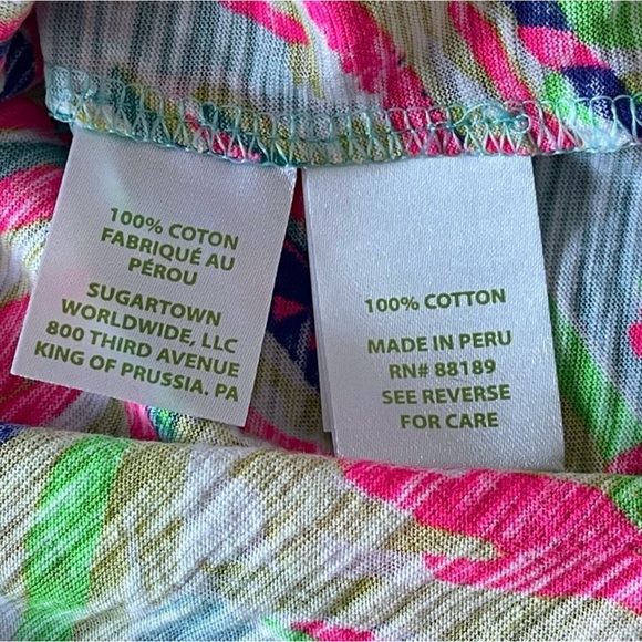 Lilly Pulitzer size XL short sleeve v neck top - Picture 4 of 8